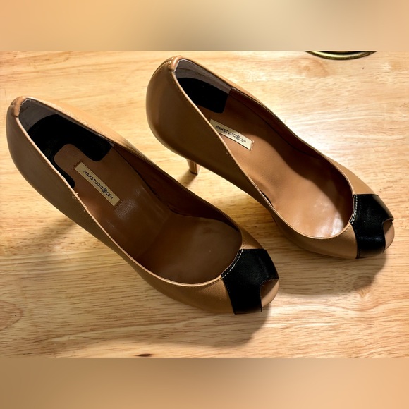 Max Studio Leather Peep-toe Heels Nude/Black Platform Womens Size 4.5M - Picture 2 of 10